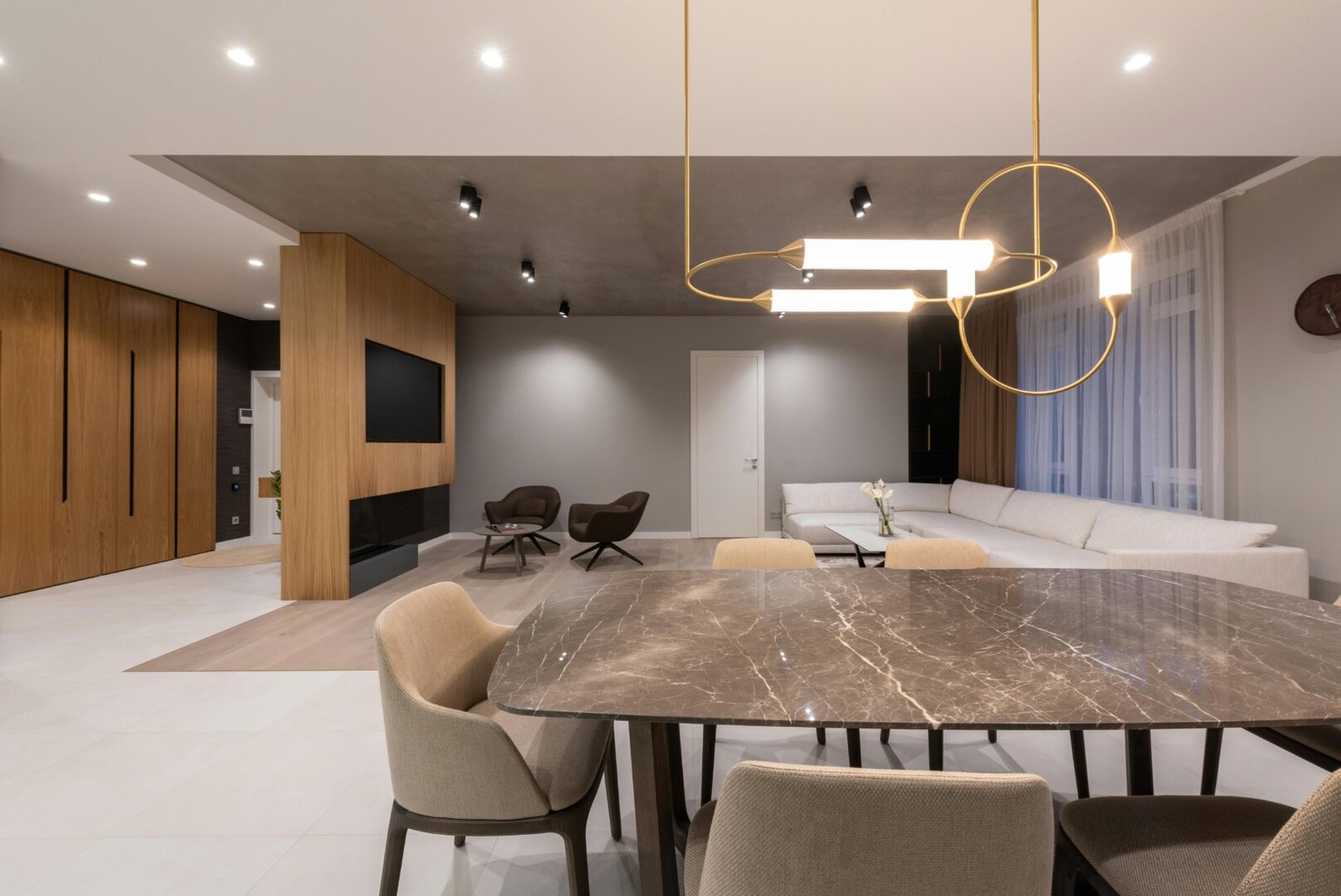 pexels-heyho-6758776